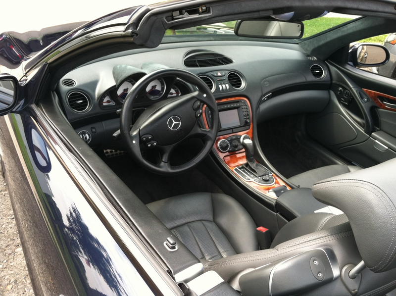 Illustration for article titled You Can Buy An Insane AMG Convertible For The Price Of A Ford Fiesta